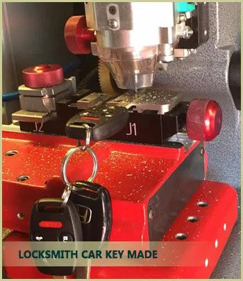 Neighborhood Locksmith Store Denver, CO 303-729-2452 - car-key-made-68-1m