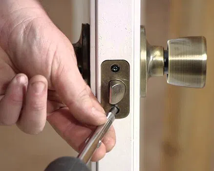 Neighborhood Locksmith Store Denver, CO 303-729-2452 - expert-locksmith